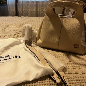Coach lana23 handbag